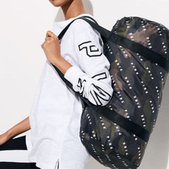 Victoria's Secret "PINK" Packable Duffle Bag - Picture 4 of 7